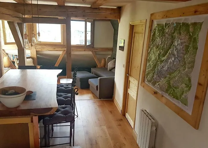 Beautiful In Centre With Superb Mountain Views * Chamonix