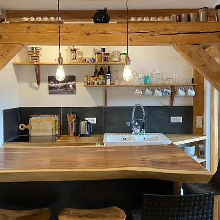 Apartment Beautiful In Centre With Superb Mountain Views *