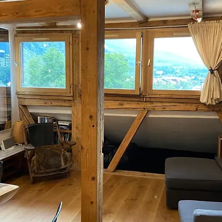 Beautiful In Centre With Superb Mountain Views Apartment *