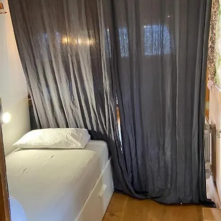 Beautiful In Centre With Superb Mountain Views Apartment Chamonix
