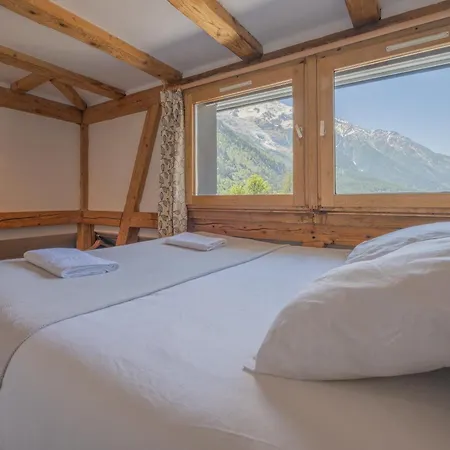 Beautiful In Centre With Superb Mountain Views * 샤모니