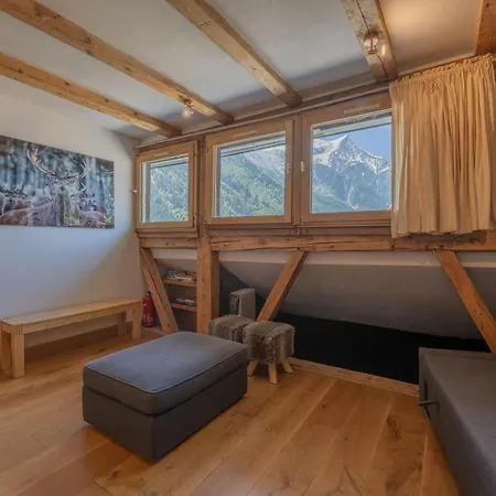 Beautiful In Centre With Superb Mountain Views * Chamonix