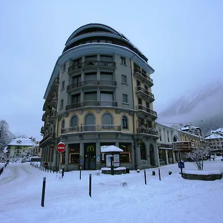 아파트 Beautiful In Centre With Superb Mountain Views *